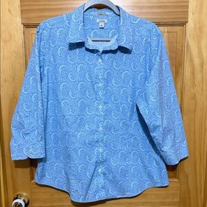L.L. Bean Light Blue & Lavender Paisley Wrinkle Free Long Sleeve Shirt, Size L